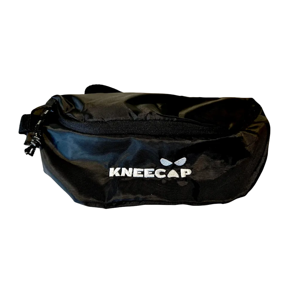 Kneecap bumbag in black with white logo embroidered
